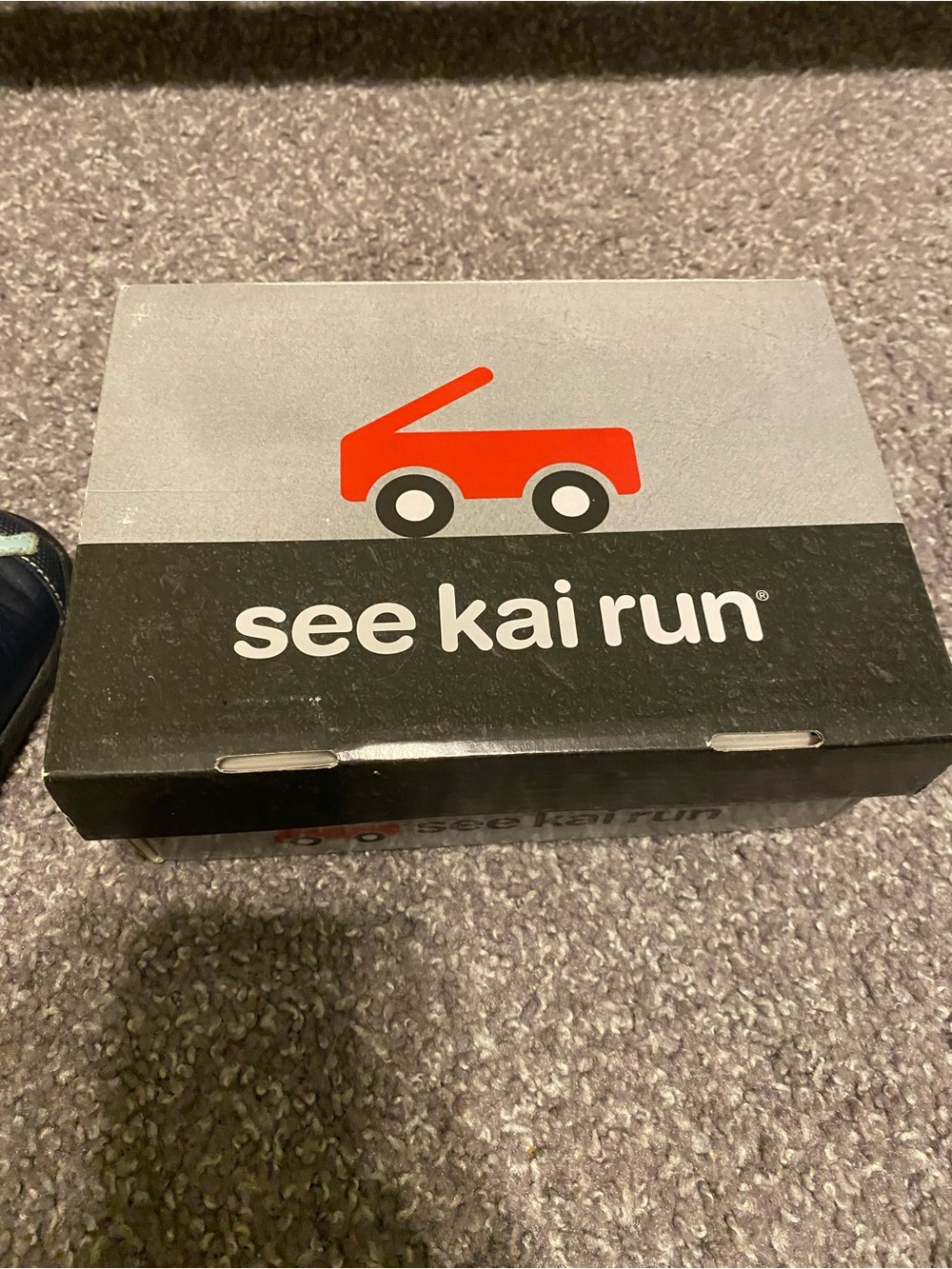 See Kai Run Navy Mary Jane Shoes with Mint Bird and Pink Heart Accents - Picture 4 of 5